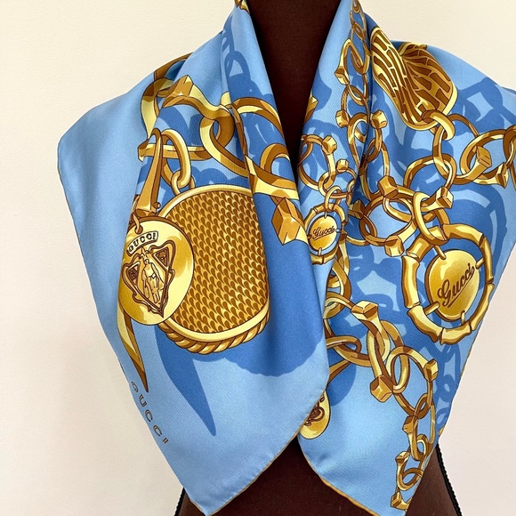New Gucci Scarf Logo Gold Chains Silk Wrap with Gift Gucci Box - Picture 4 of 13